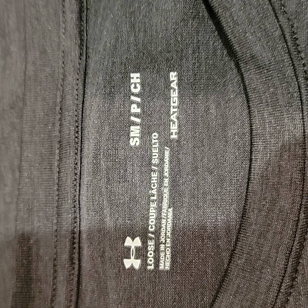 Under Armour NWOT Men's Shirt Size Small - Picture 5 of 5